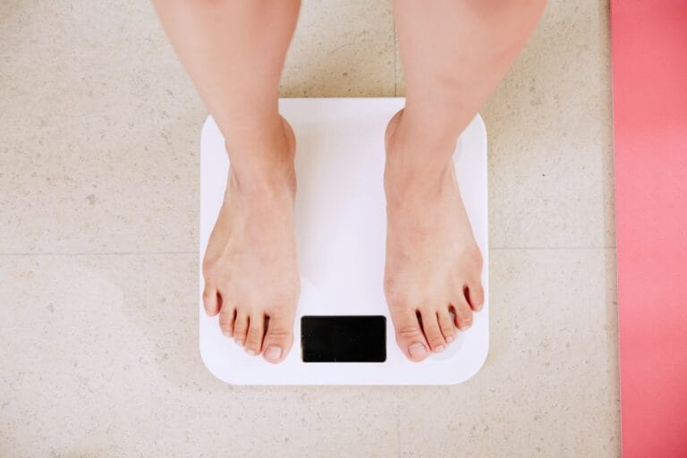 cara defisit kalori - Nutrisantara